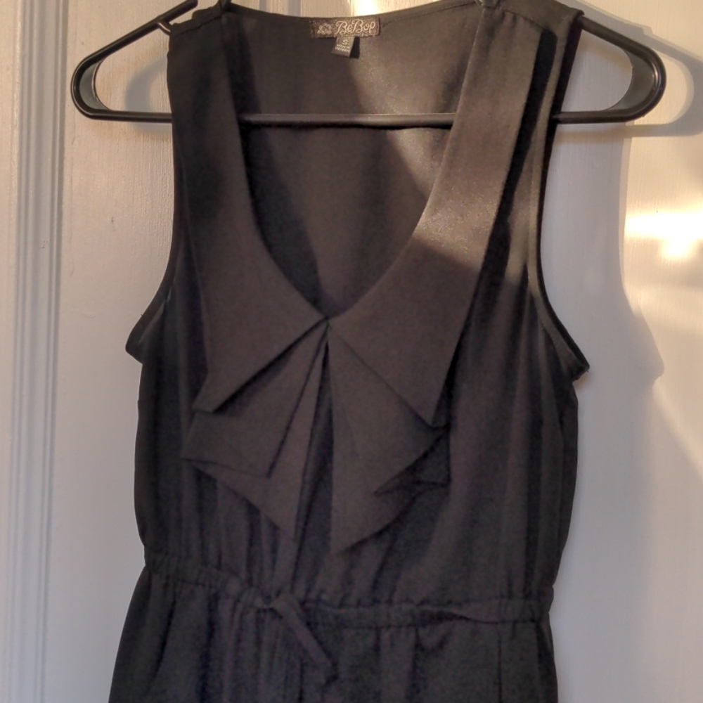 Cleavage ruffled dress